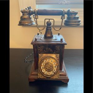 Telephone decor